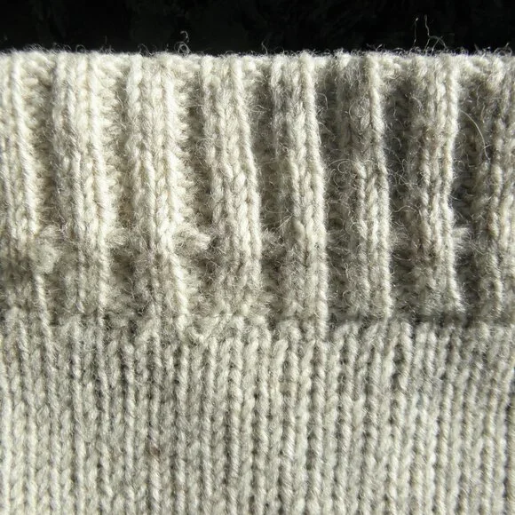 Everest Designs Wool skirt made in Nepal in great condition size M - Picture 5 of 16